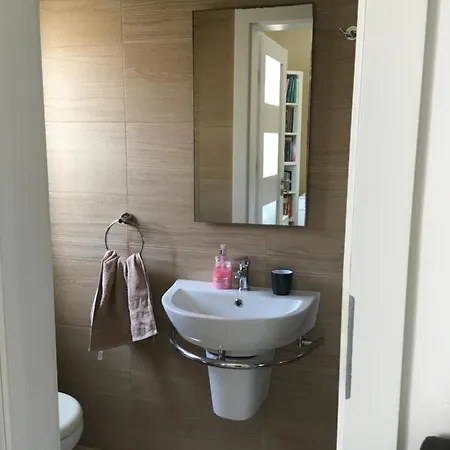 فندق مبيت وإفطار Pembroke Suites بيمبروك