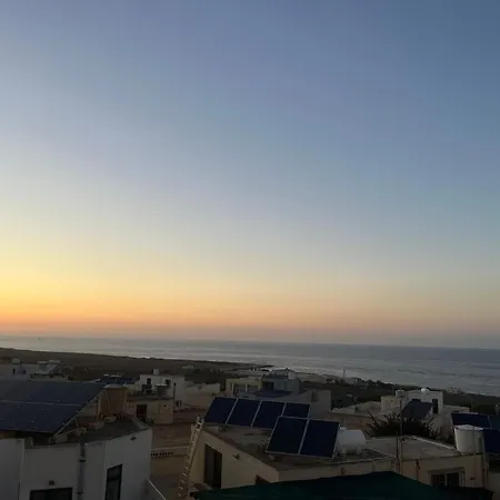 Pembroke Suites فندق مبيت وإفطار بيمبروك